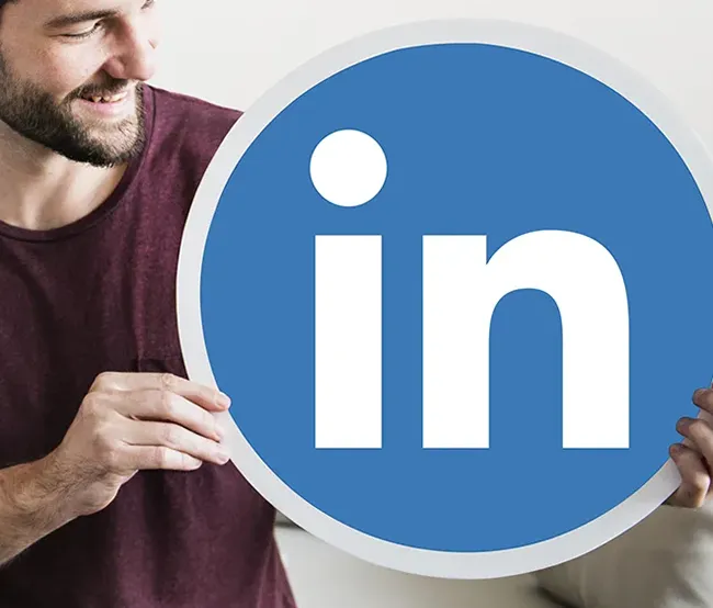 Effektiv LinkedIn annoncering der styrker din tilstedeværelse.