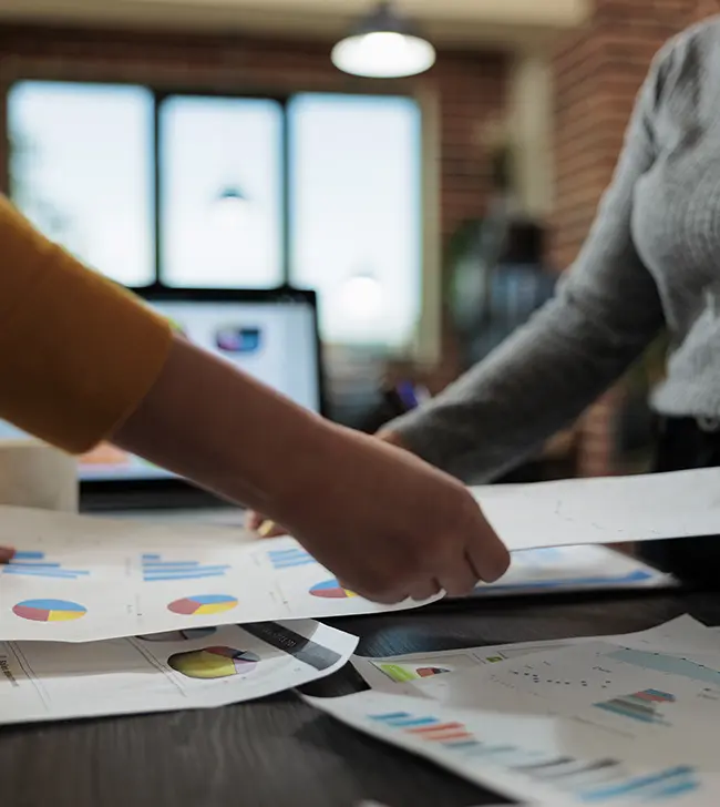 Få personlig sparring der flytter din forretning videre, med en freelance digital marketing specialist.