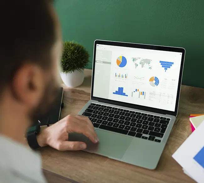 Effektiv Freelance Digital Marketing Specialist - Derfor skal du vælge Holm Marketing.