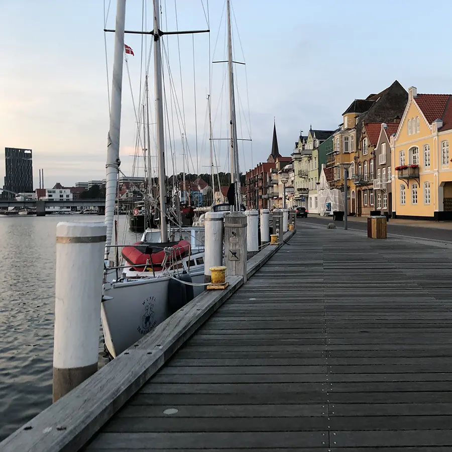 Holm Marketing ligger i Gråsten ved Sønderborg, men har kunder i hele Danmark.