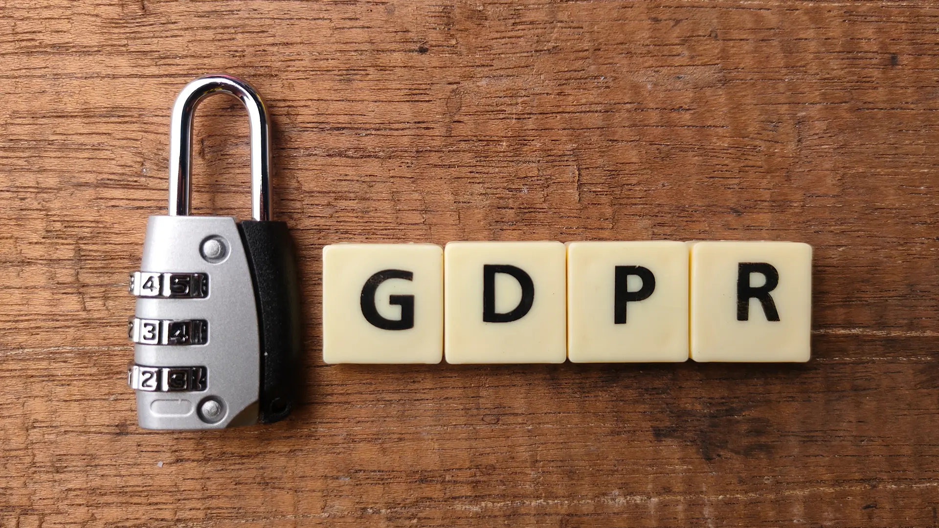 Illustration af emnet GDPR og cookies: hvad skal din hjemmeside overholde i 2026, med fokus på samtykke og cookiebanner.